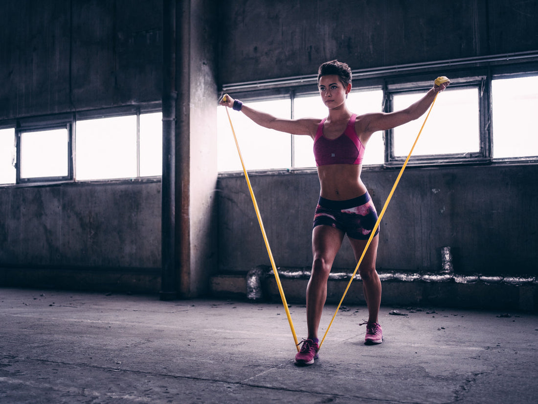 Travel tip # 1 : Stay fit when you travel (or do yoga) with resistance bands