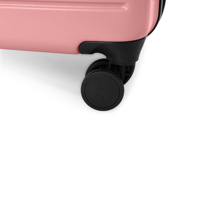Shop Bentley Rose poudré Grande valise rigide Tracker Legend in Canada at only $99.99 6th look