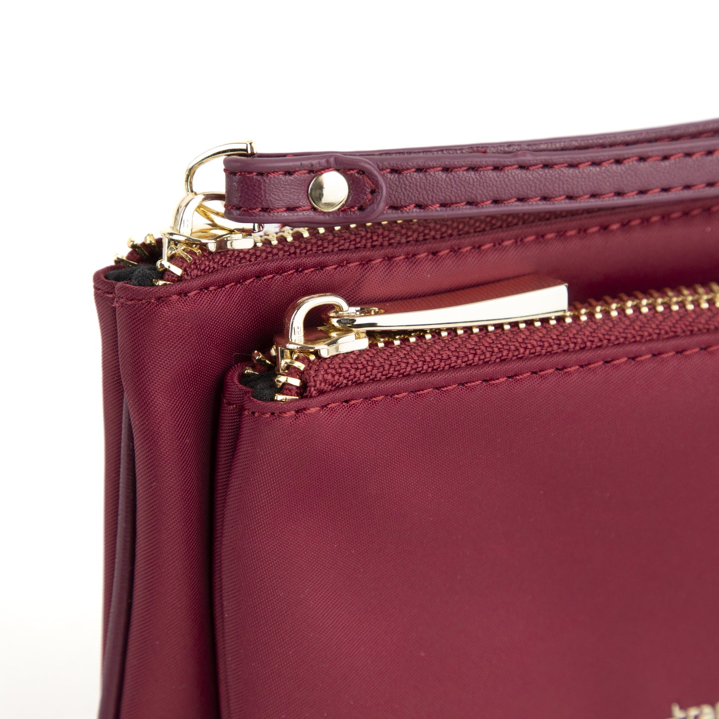 Portefeuille à rabat Tracker Luxelite Wristlet