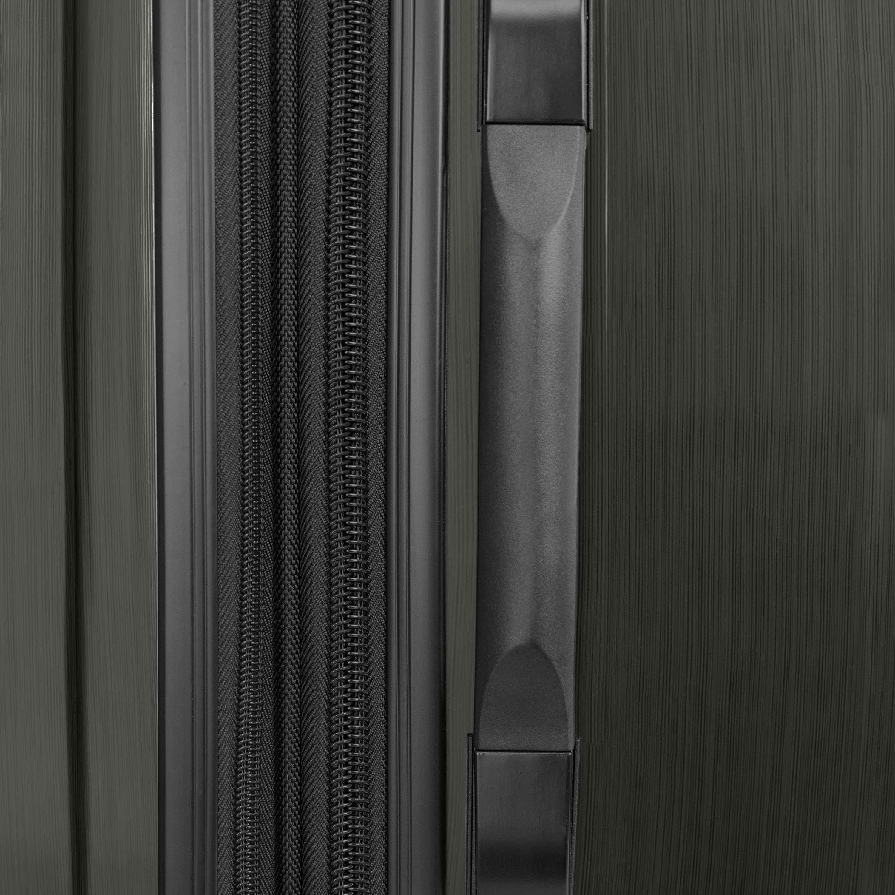 Shop Bentley Black Samsonite Winfield Large Check-in in Canada at only $209.99 17th look