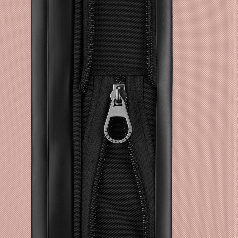 
        Shop Bentley Pink Bugatti Brussels 3 Piece Set in Canada at only $239.99 36th look
      