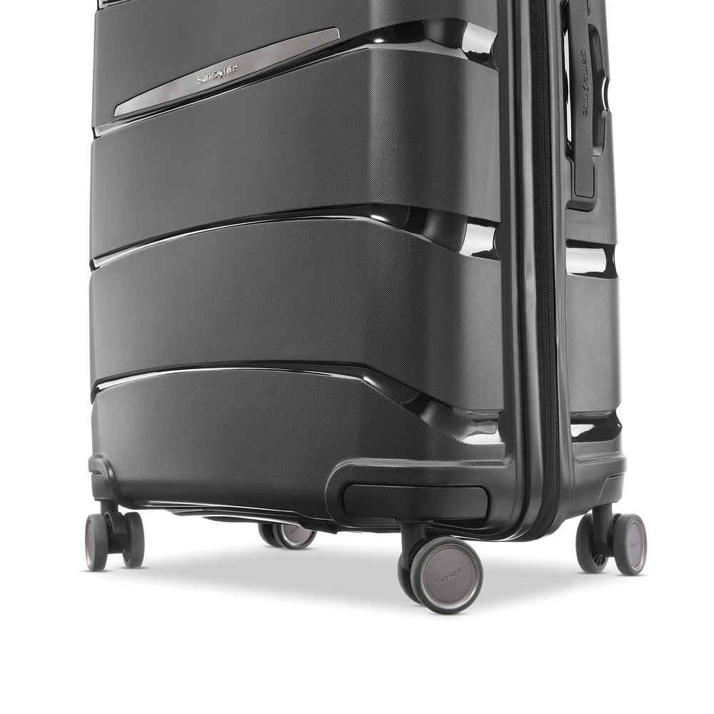 Outline Pro Hardside 20" Carry-on - Bentley